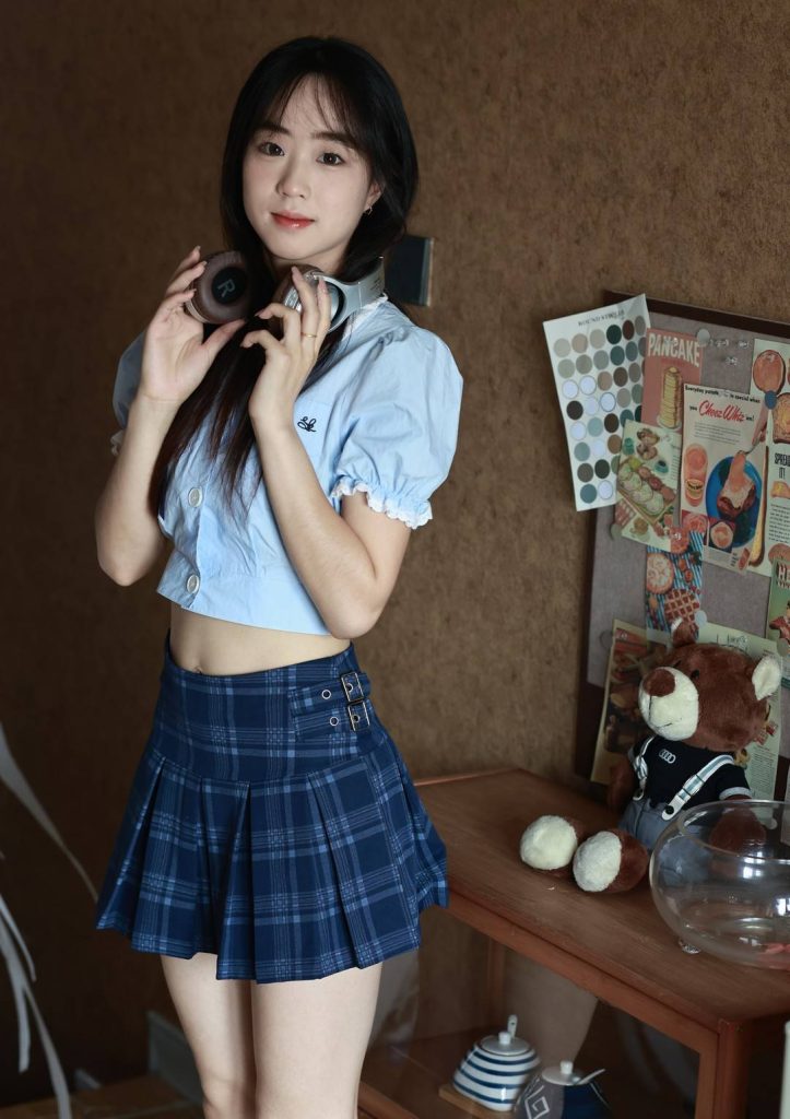 绮梦摄影8K极致画质合集：50套珍藏完整版 [648GB/超清原档]-密语社